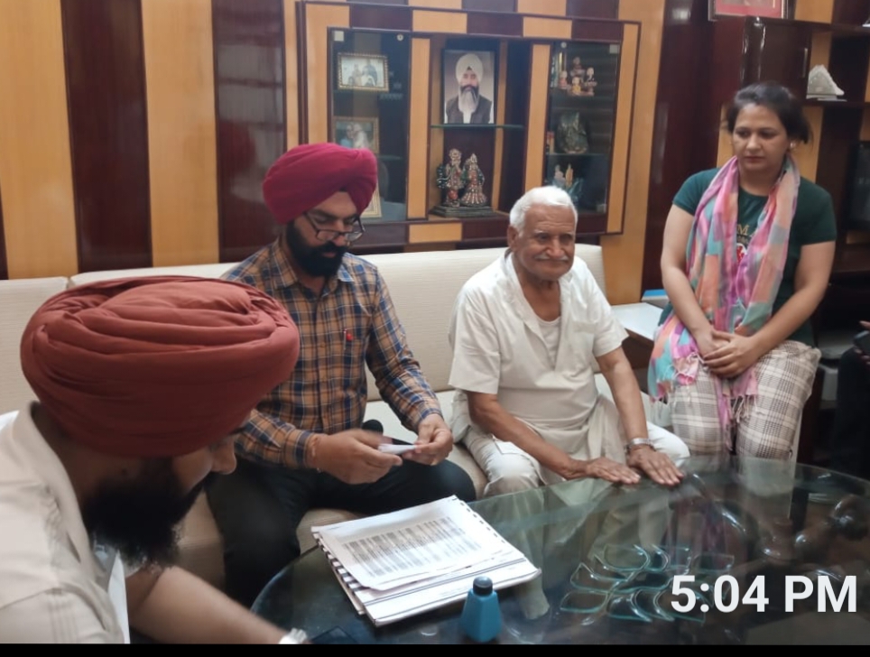 70 फीसदी से ज्यादा मतदान के लिए घर-घर जाकर वोट डलवाये गए